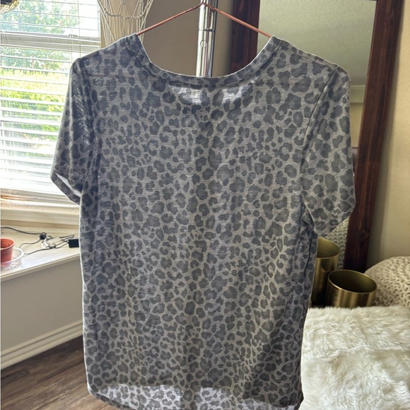 Grey Leopard Print Top - Picture 2 of 3